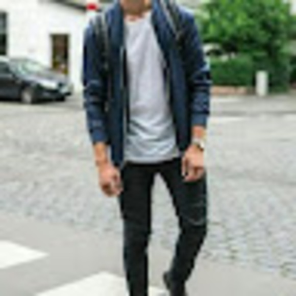 Meet your Posher, Raul - Picture 1 of 1